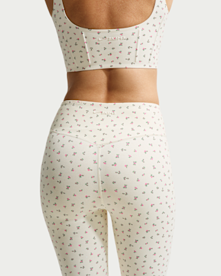 NikeSKIMS Matte Women's Printed High-Waisted Cropped 17